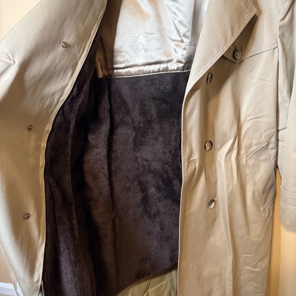 Vintage Richman Brothers Men’s Tan Trench Coat Removable Fur Liner 40R Vtg - Picture 11 of 12